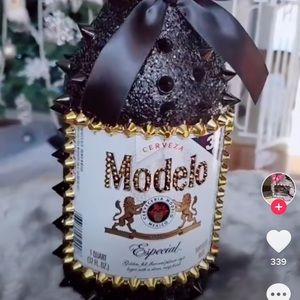 Meet your Posher, Jacqueline